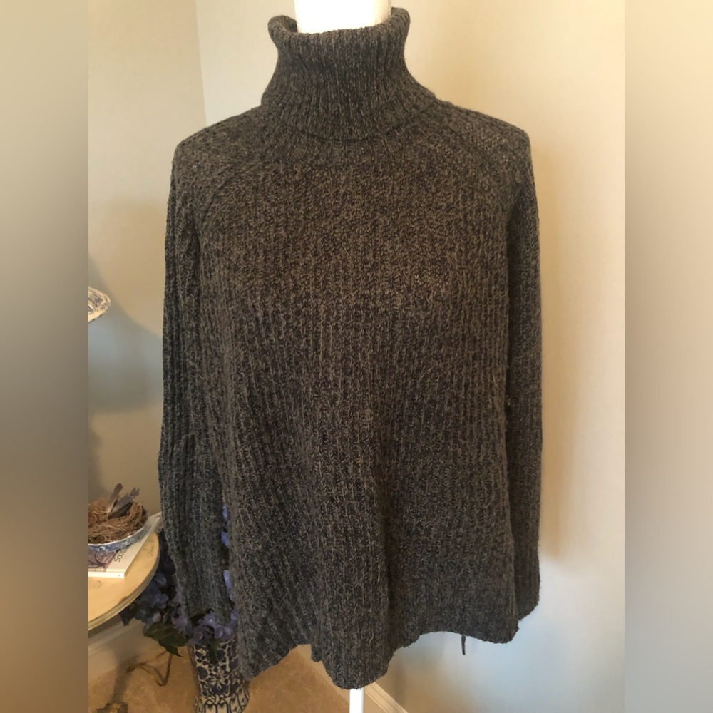 Express brand high low sweater tunic